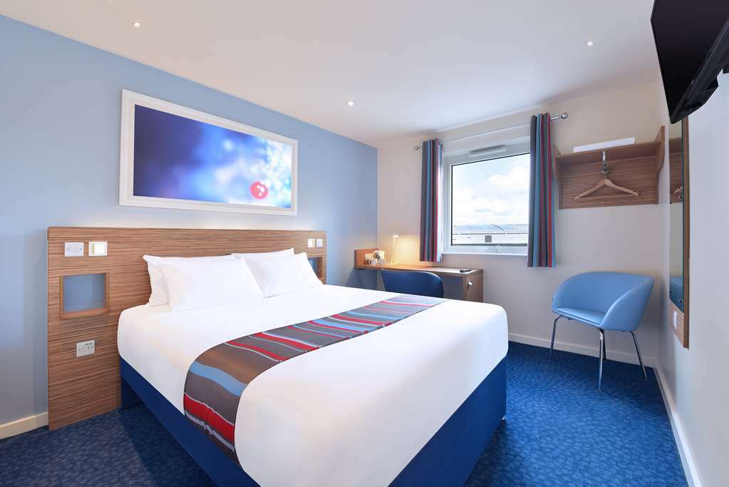 Travelodge Liverpool Docks Room photo